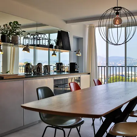 Apartament Frida - Saint-Tropez - 3 Bedrooms Sea View Apartment - 2 Mins Walk To Port Saint-Tropez