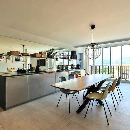 Frida By Tropez アパート サントロペ