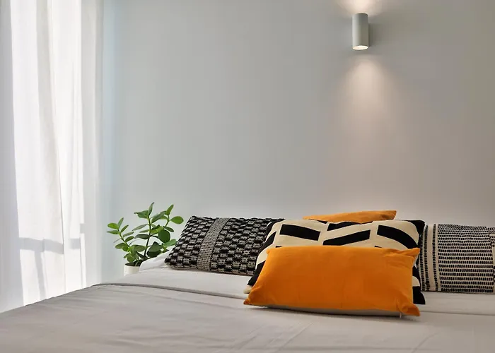 Apartament Frida - Saint-Tropez - 3 Bedrooms Sea View Apartment - 2 Mins Walk To Port