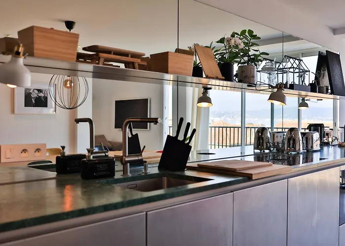 Apartament Frida - Saint-Tropez - 3 Bedrooms Sea View Apartment - 2 Mins Walk To Port *