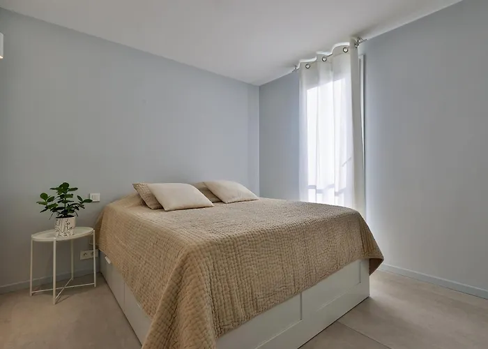 Frida - Saint-Tropez - 3 Bedrooms Sea View Apartment - 2 Mins Walk To Port Apartament *