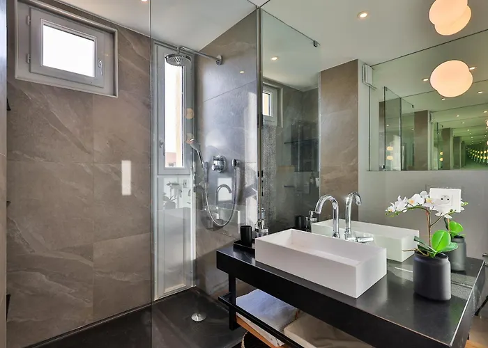 Apartamento Frida - Saint-Tropez - 3 Bedrooms Sea View Apartment - 2 Mins Walk To Port *