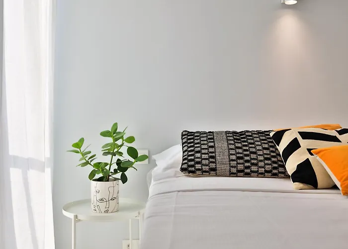 Frida - Saint-Tropez - 3 Bedrooms Sea View Apartment - 2 Mins Walk To Port *