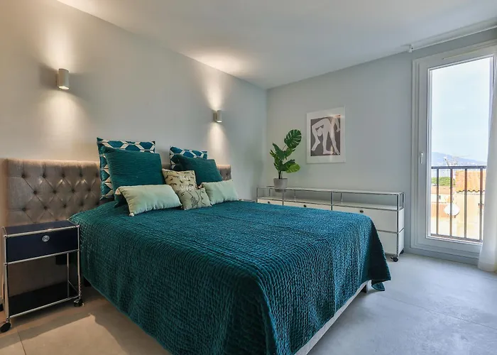 Frida - Saint-Tropez - 3 Bedrooms Sea View Apartment - 2 Mins Walk To Port * Saint-Tropez